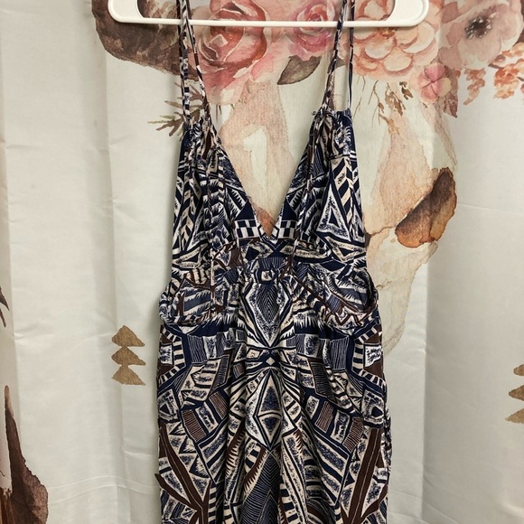 XS BCBG dress with pockets - Picture 7 of 9